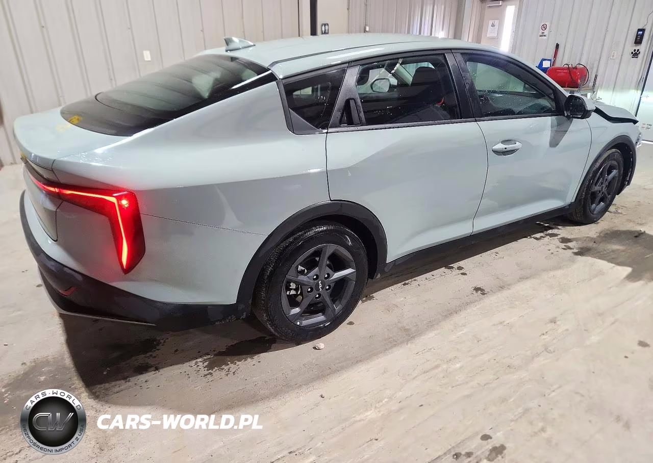 2026 Kia K4 Lxs VIN:3KPFT4DE6TE262597 - 3