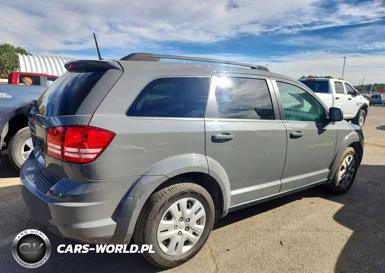 2019 Dodge Journey Se VIN:3C4PDCAB2KT815584 - 4