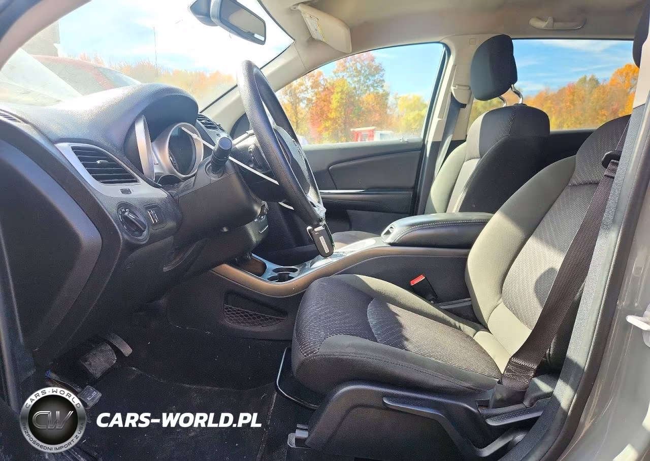 2019 Dodge Journey Se VIN:3C4PDCAB2KT815584 - 8