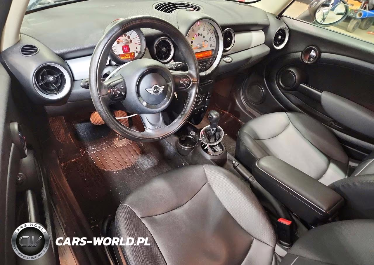 2011 Mini Cooper VIN:WMWSU3C5XBT091752 - 8