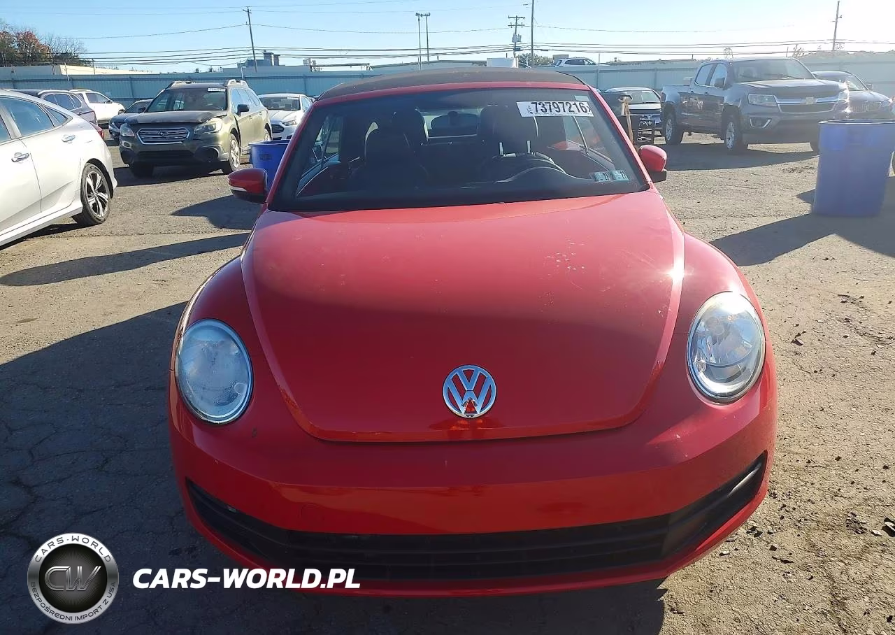 2014 Volkswagen Beetle VIN:3VW5P7AT8EM804325 - 5