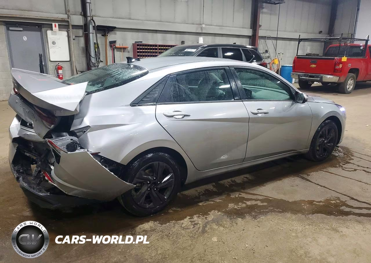 2023 Hyundai Elantra Sel VIN:5NPLM4AG3PH103401 - 3