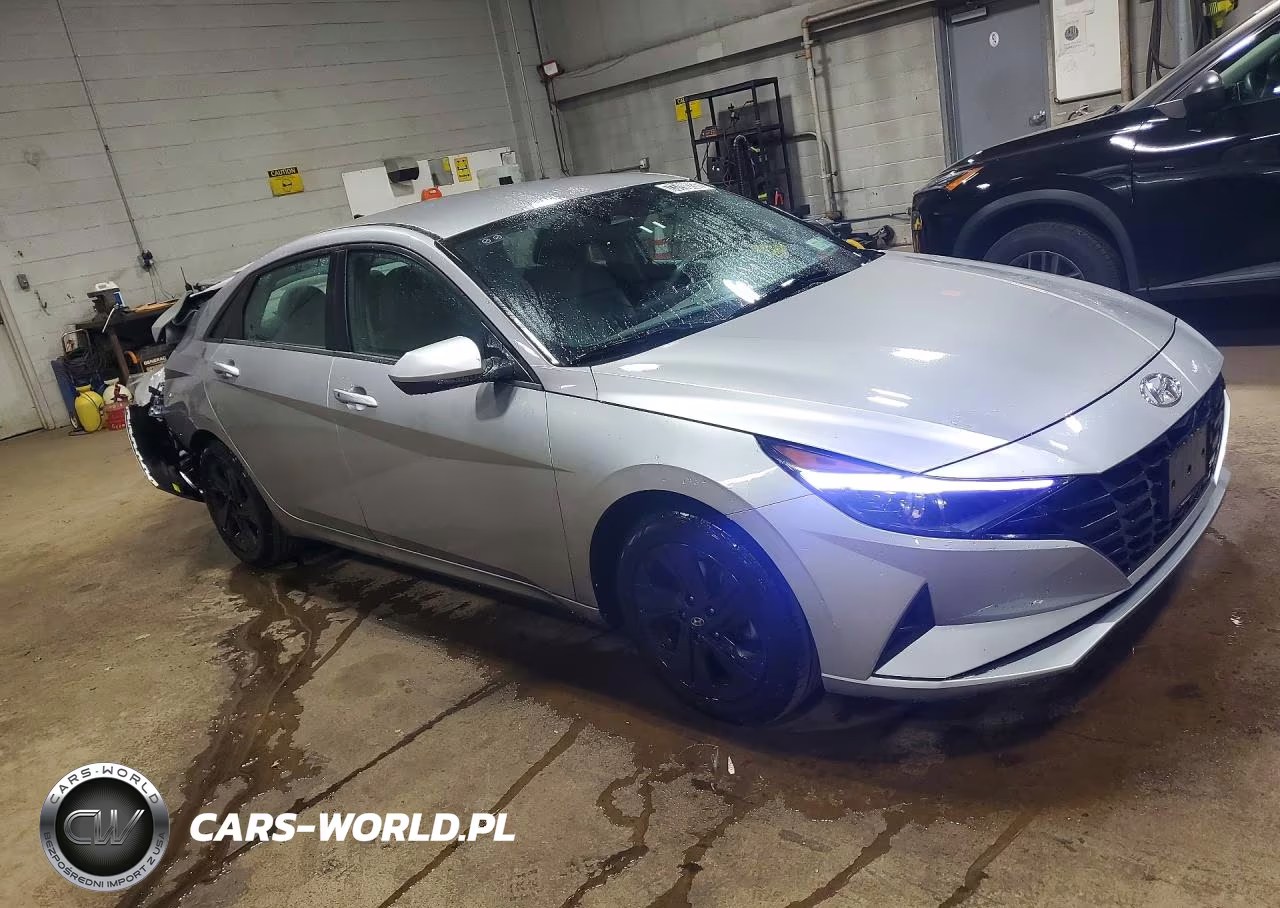 2023 Hyundai Elantra Sel VIN:5NPLM4AG3PH103401 - 4