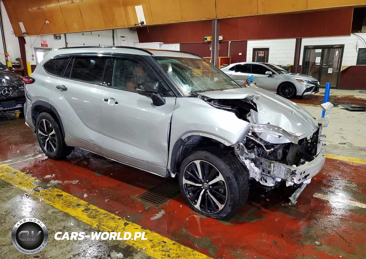 2021 Toyota Highlander Xse VIN:5TDJZRBH5MS069920 - 4