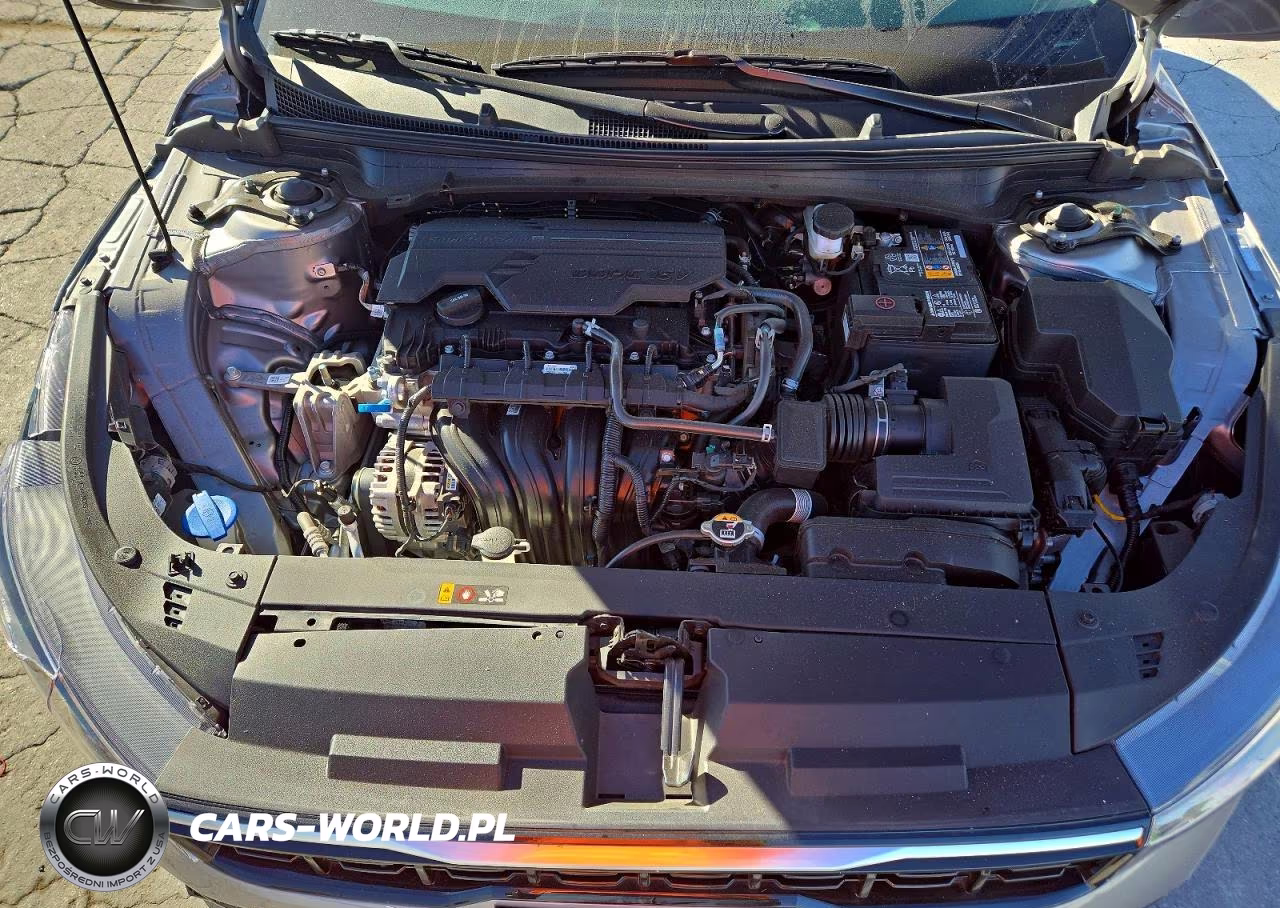 2025 Kia K4 Gt Line VIN:3KPFW4DE5SE203451 - 11