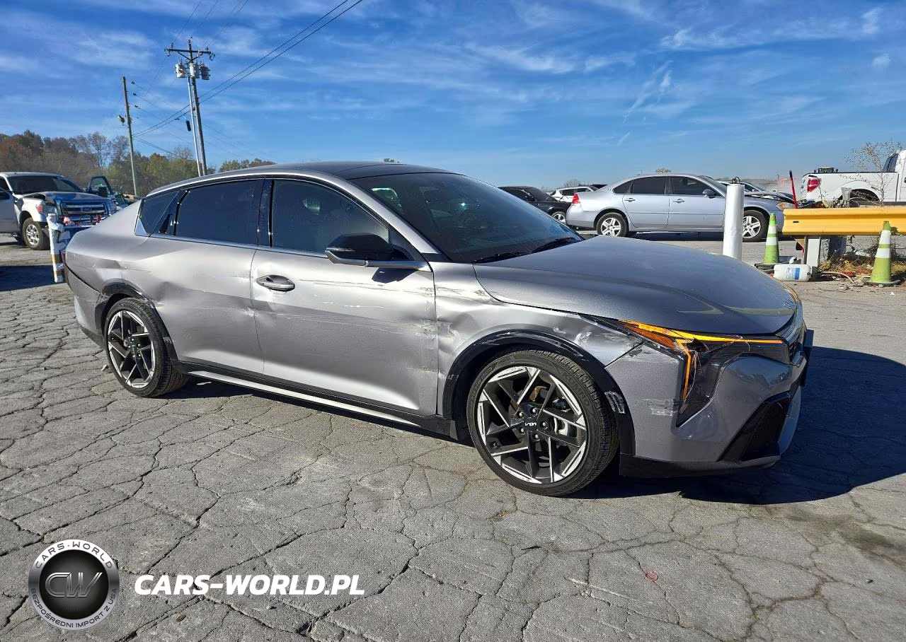 2025 Kia K4 Gt Line VIN:3KPFW4DE5SE203451 - 4