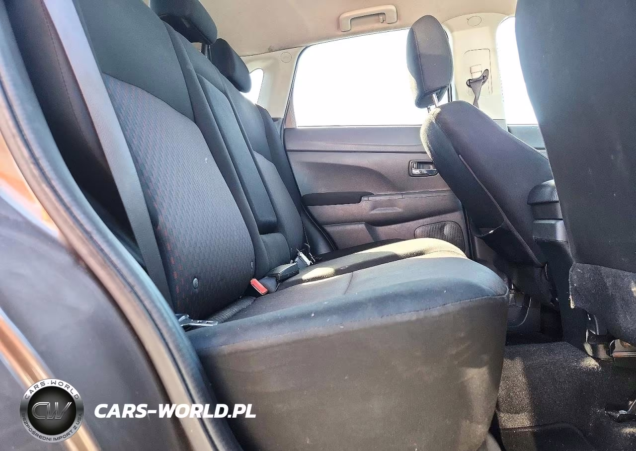 2019 Mitsubishi Outlander Sport Es VIN:JA4AP3AU4KU027257 - 11