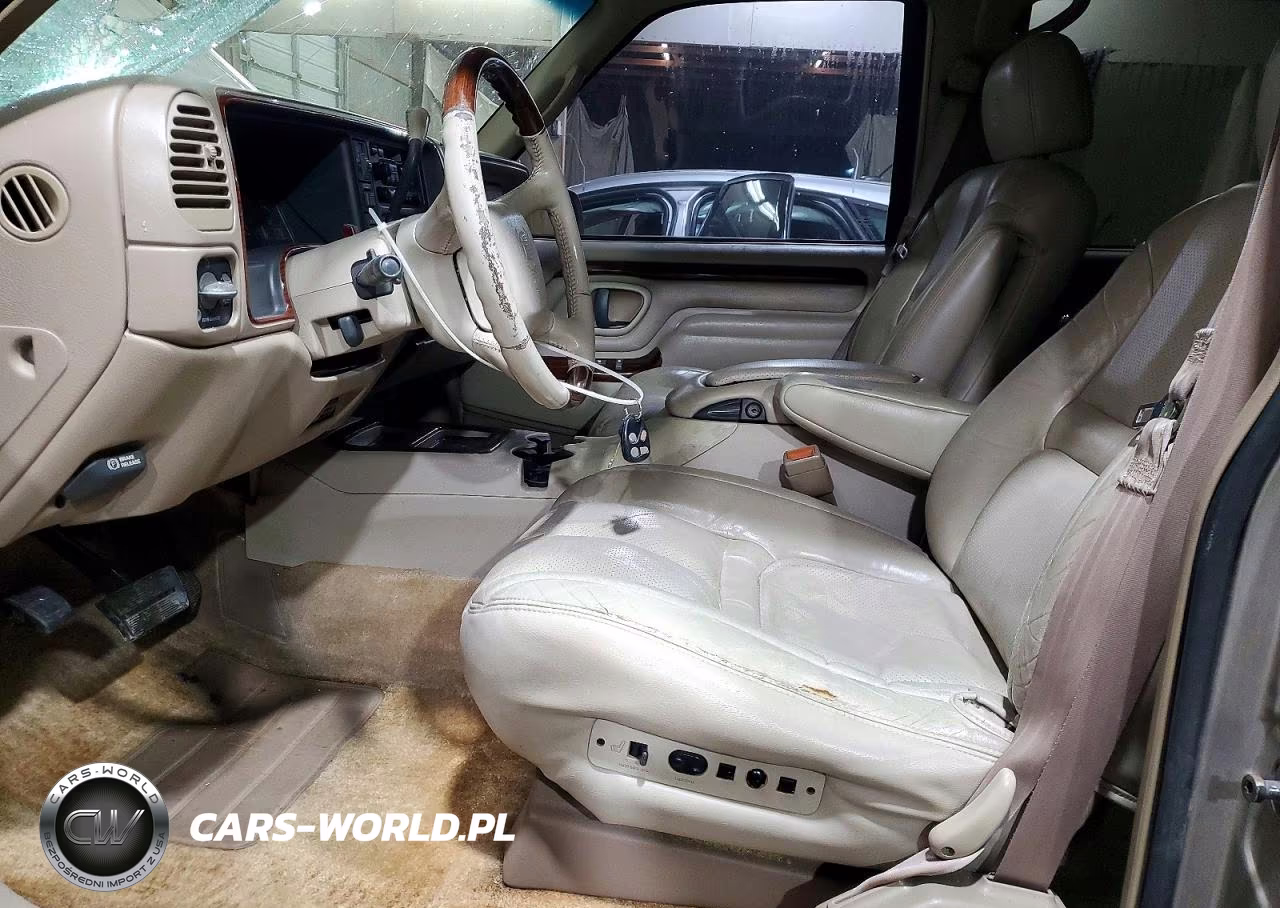 2000 Cadillac Escalade VIN:1GYEK13R4YR123155 - 7