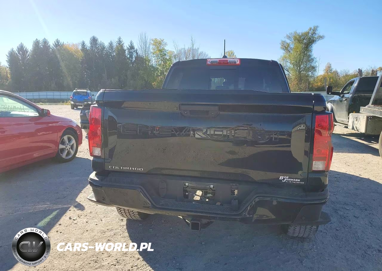 2025 Chevrolet Colorado Trail Boss VIN:1GCPTEEK2S1183671 - 6