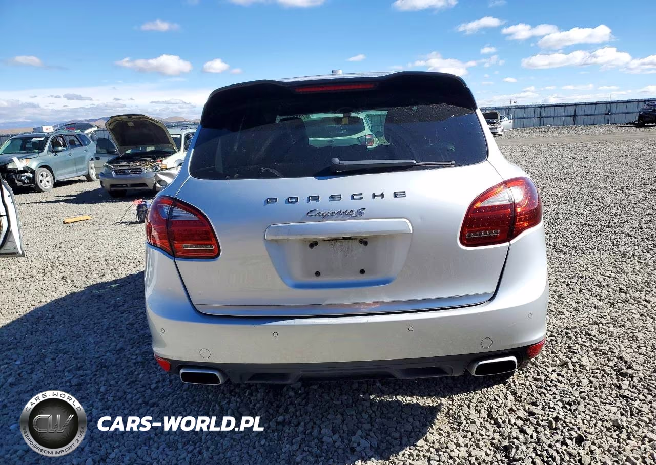 2011 Porsche Cayenne S VIN:WP1AB2A29BLA43195 - 6