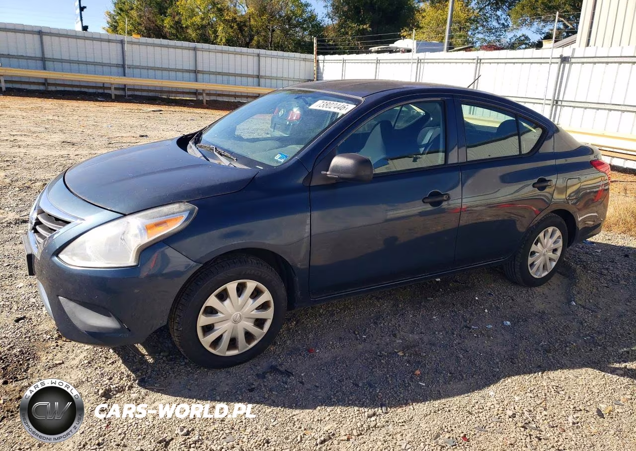 2015 Nissan Versa – zdjęcie 1 z 12
