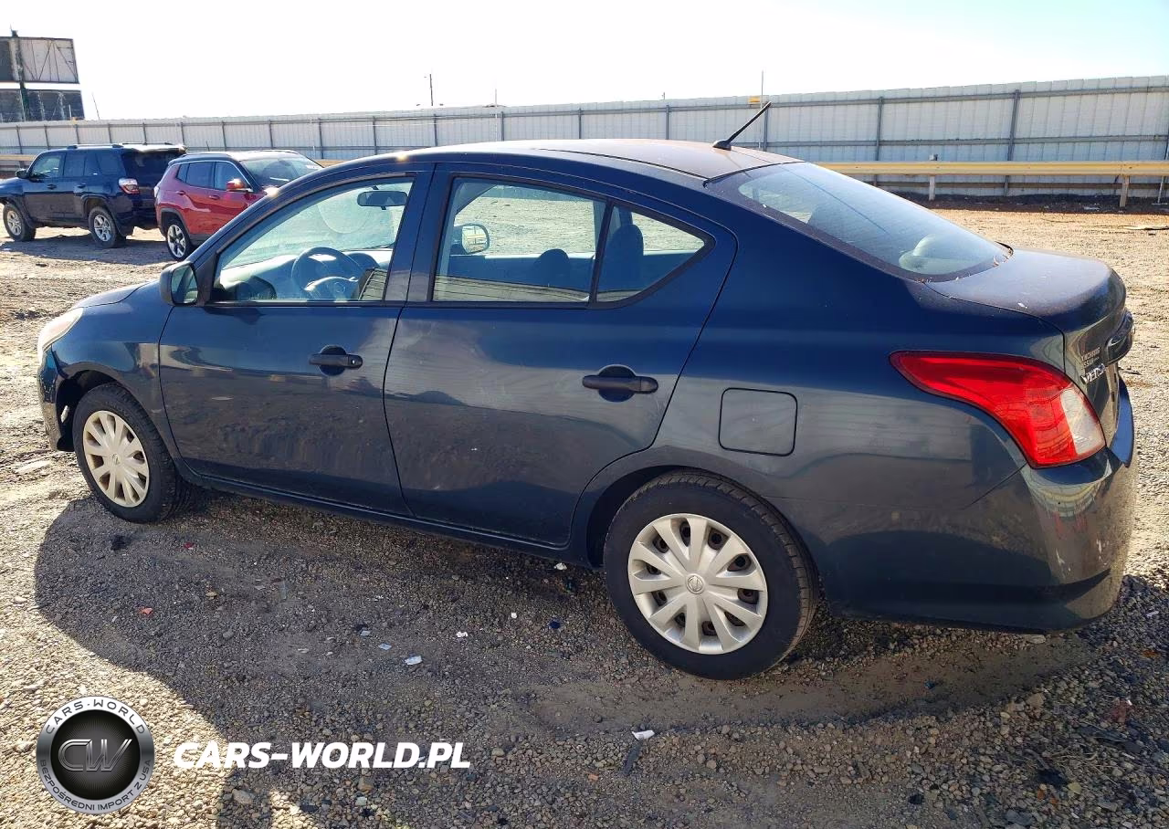 2015 Nissan Versa VIN:3N1CN7AP8FL802863 - 2
