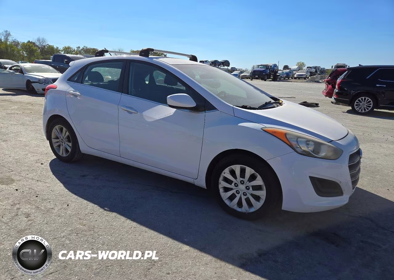 2016 Hyundai Elantra Gt Base VIN:KMHD35LHXGU252991 - 4