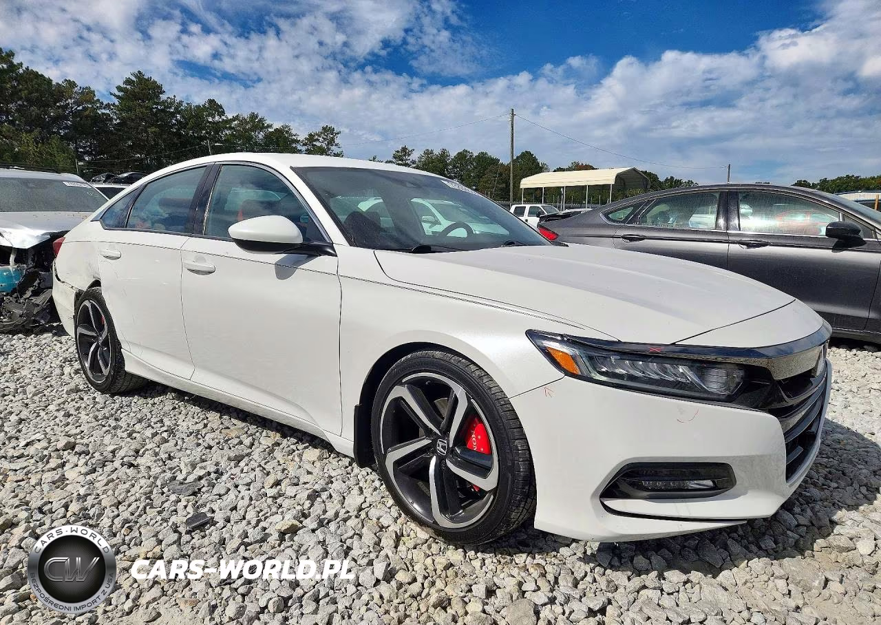 2018 Honda Accord Sport VIN:1HGCV1F31JA204678 - 4