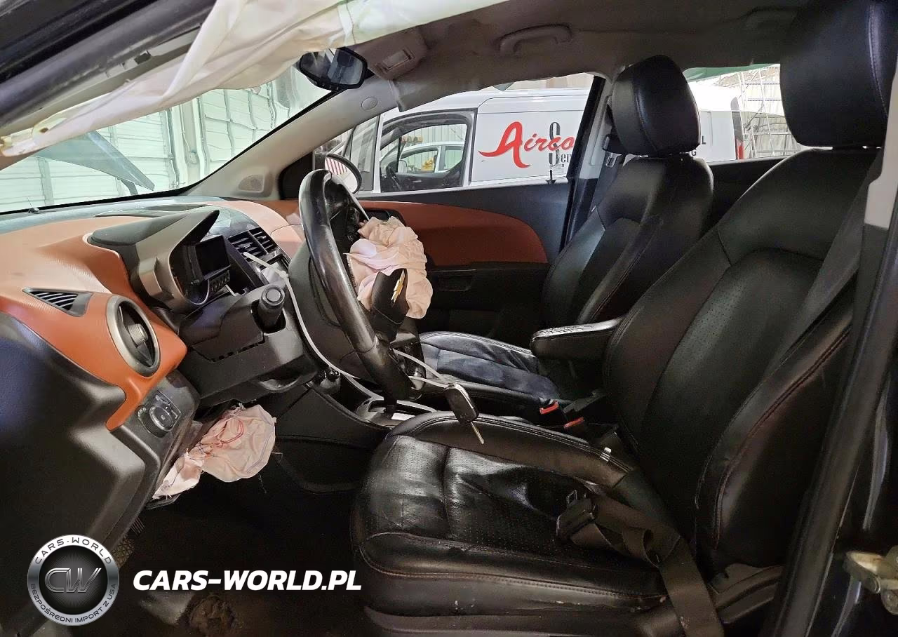 2015 Chevrolet Sonic Ltz VIN:1G1JE5SB5F4107640 - 7