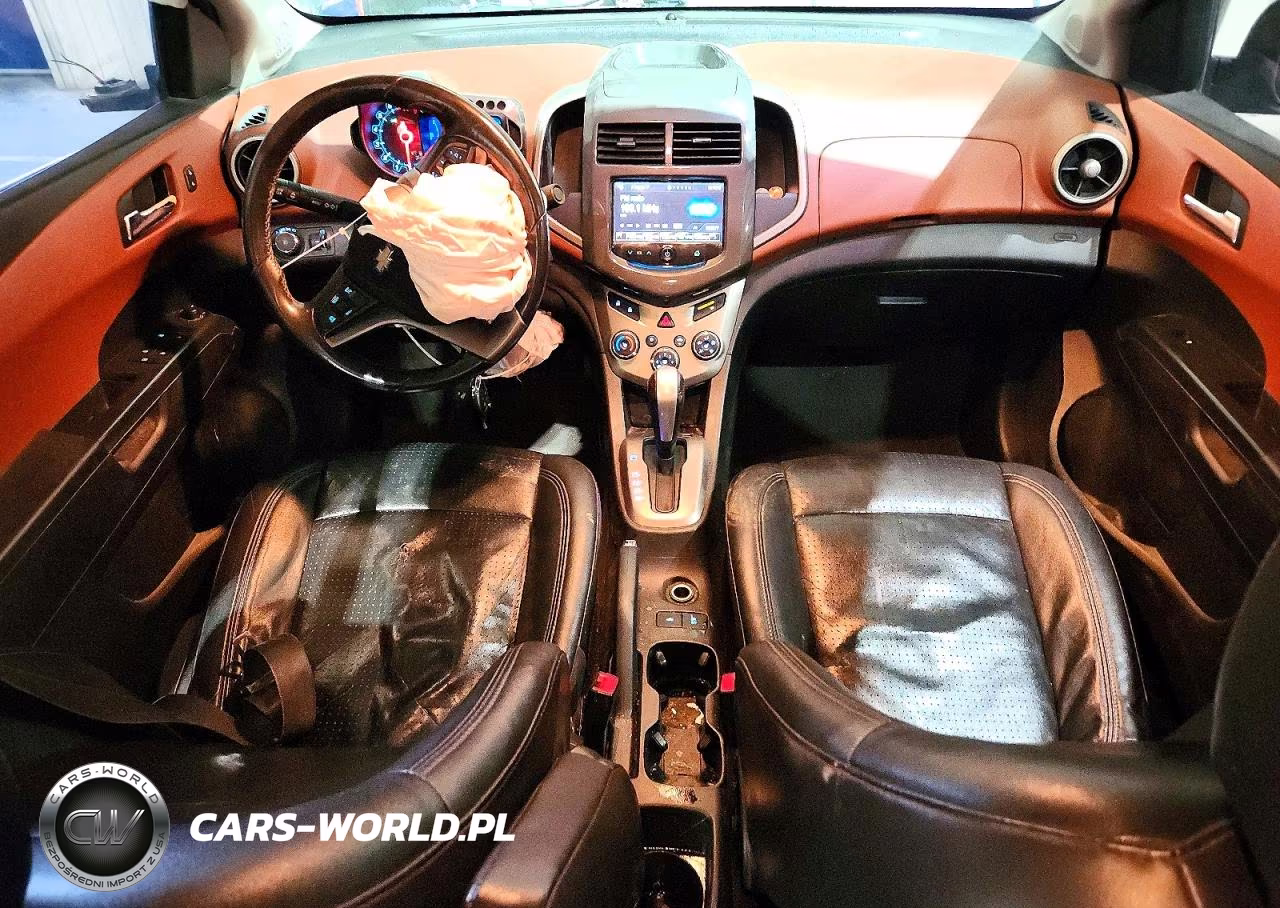 2015 Chevrolet Sonic Ltz VIN:1G1JE5SB5F4107640 - 8