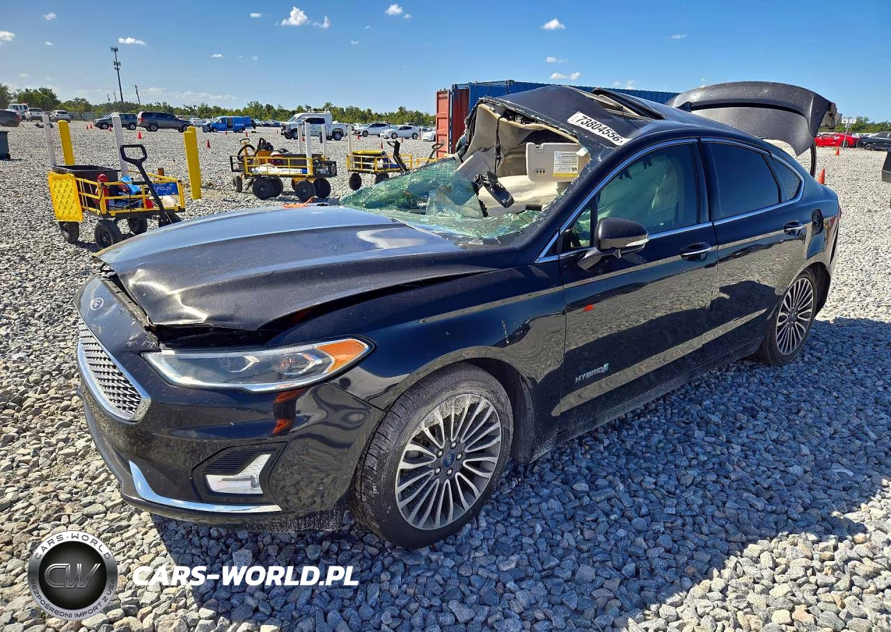 2019 Ford Fusion Titanium VIN:3FA6P0RU8KR260795 - 1