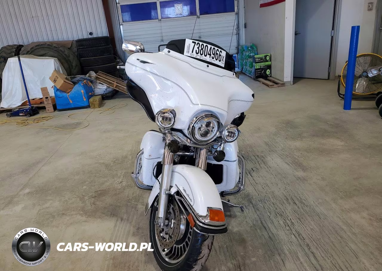 2012 Harley-Davidson Flhtcu Ultra Classic Electra Glide VIN:1HD1FCM14CB659374 - 2