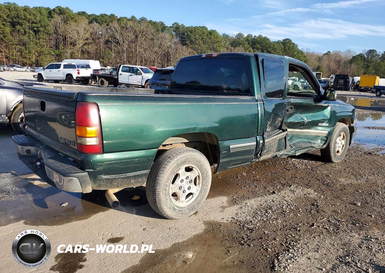 2001 Chevrolet Silverado C1500 VIN:2GCEC19T411182534 - 3