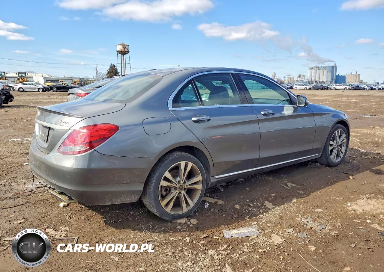 2018 Mercedes-Benz C 300 4Matic VIN:55SWF4KB1JU281046 - 3
