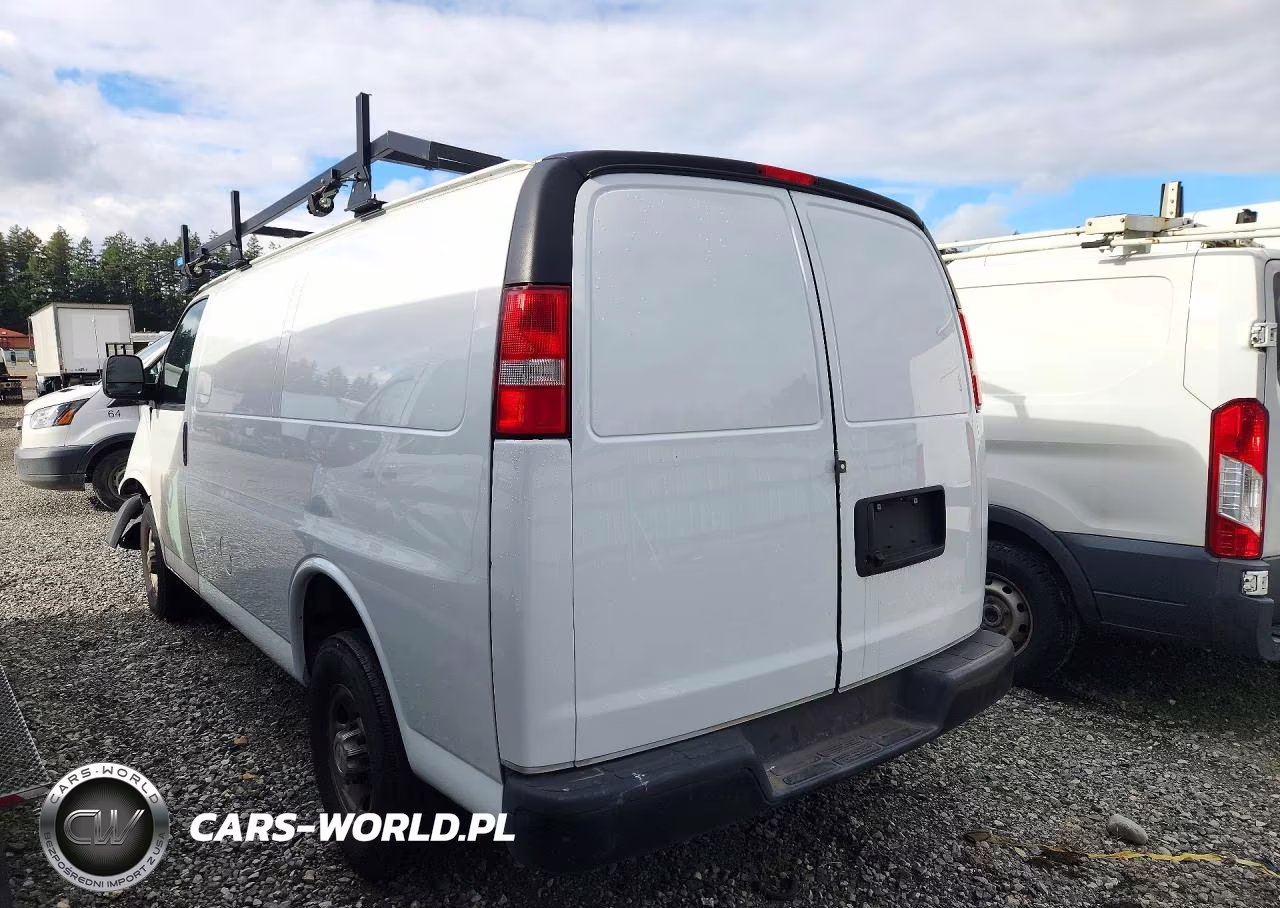 2024 Chevrolet Express G3500 VIN:1GCZGGF76R1164120 - 1