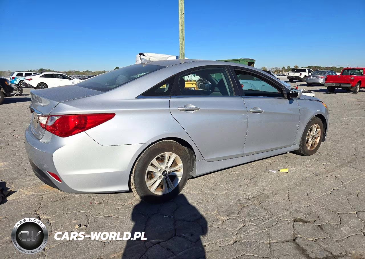 2014 Hyundai Sonata Gls VIN:5NPEB4AC2EH883609 - 3