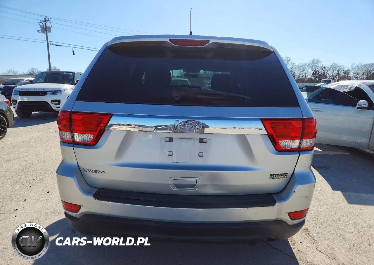 2011 Jeep Grand Cherokee Laredo VIN:1J4RS4GGXBC564195 - 6