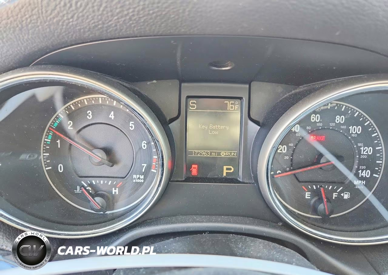 2011 Jeep Grand Cherokee Laredo VIN:1J4RS4GGXBC564195 - 9