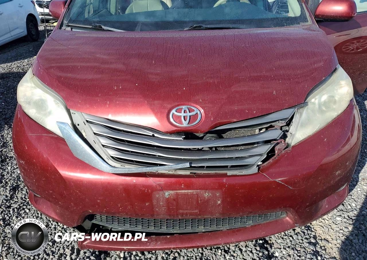 2014 Toyota Sienna Xle 8-Passenger VIN:5TDYK3DC1ES433043 - 12