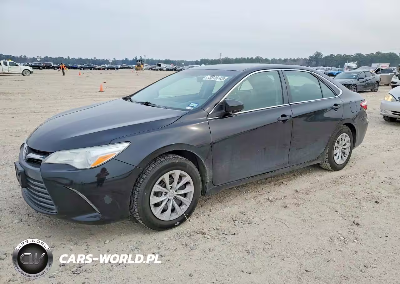 2015 Toyota Camry Le
