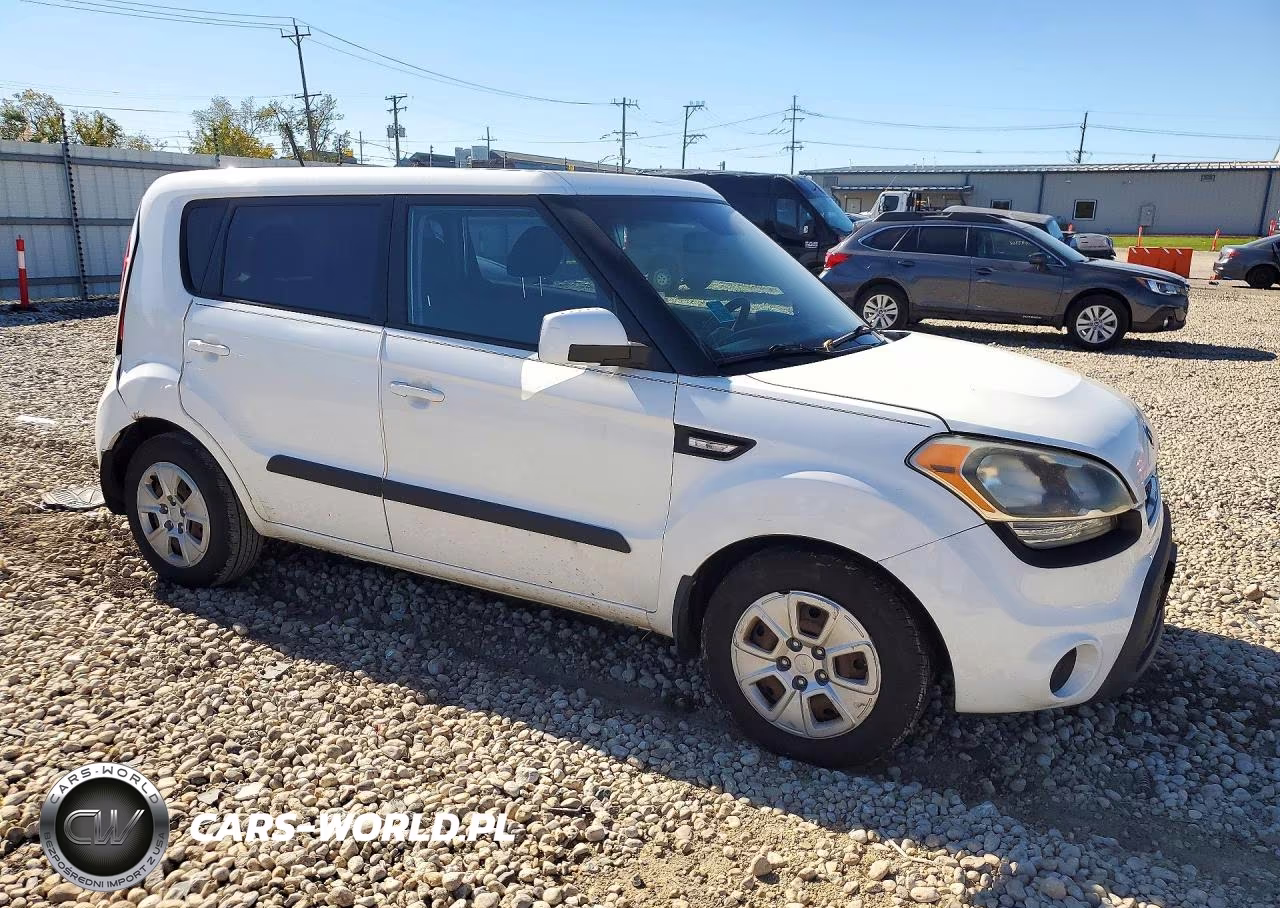 2013 Kia Soul Base VIN:KNDJT2A57D7755483 - 4