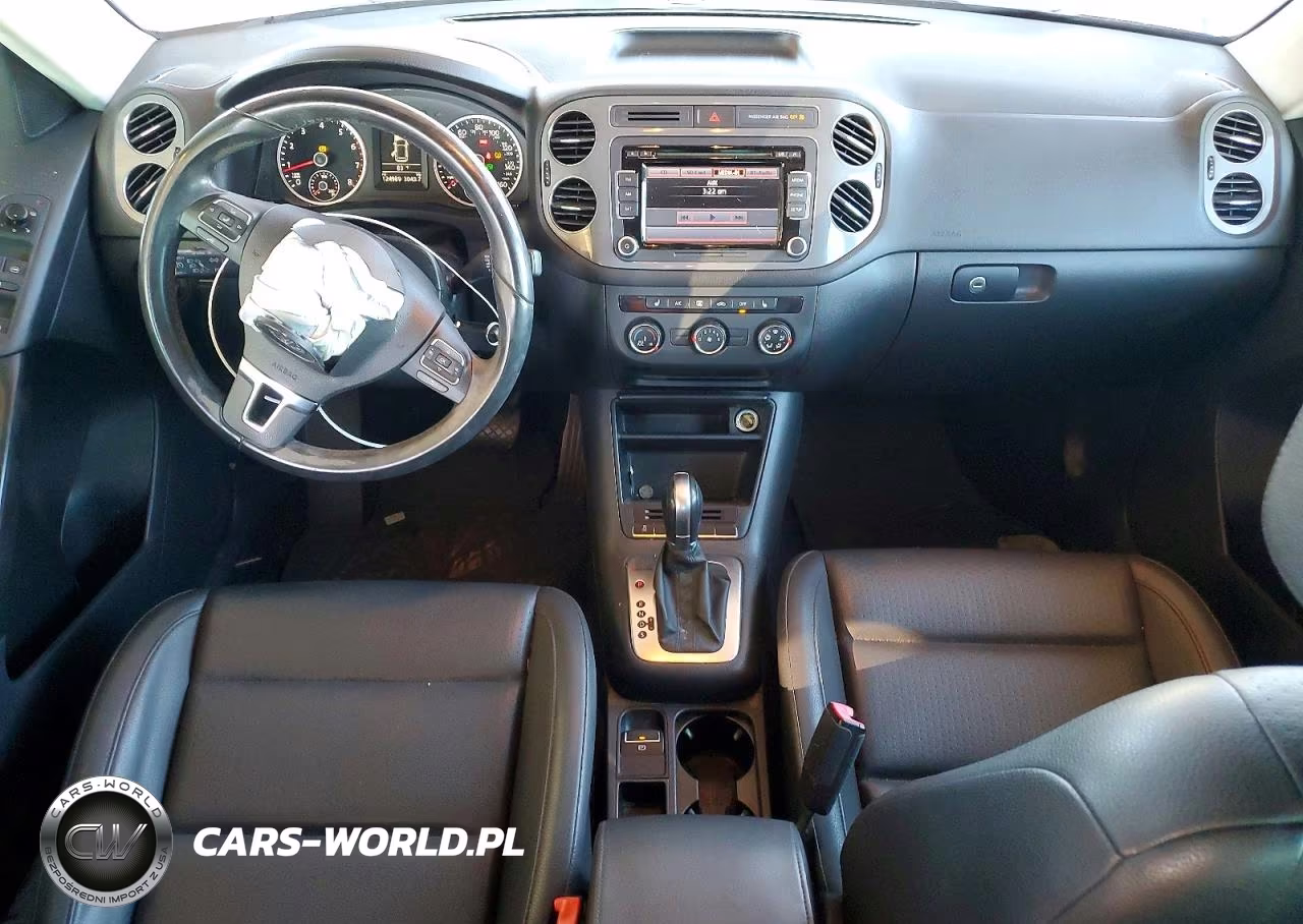 2015 Volkswagen Tiguan S VIN:WVGBV7AX4FW585228 - 8