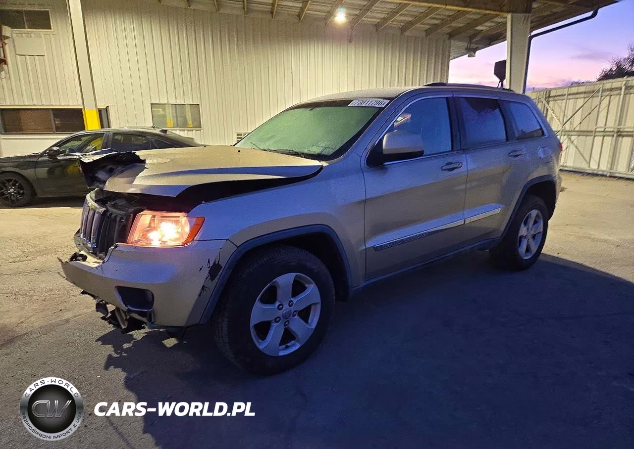 2011 Jeep Grand Cherokee Laredo VIN:1J4RR4GG3BC557584 - 1