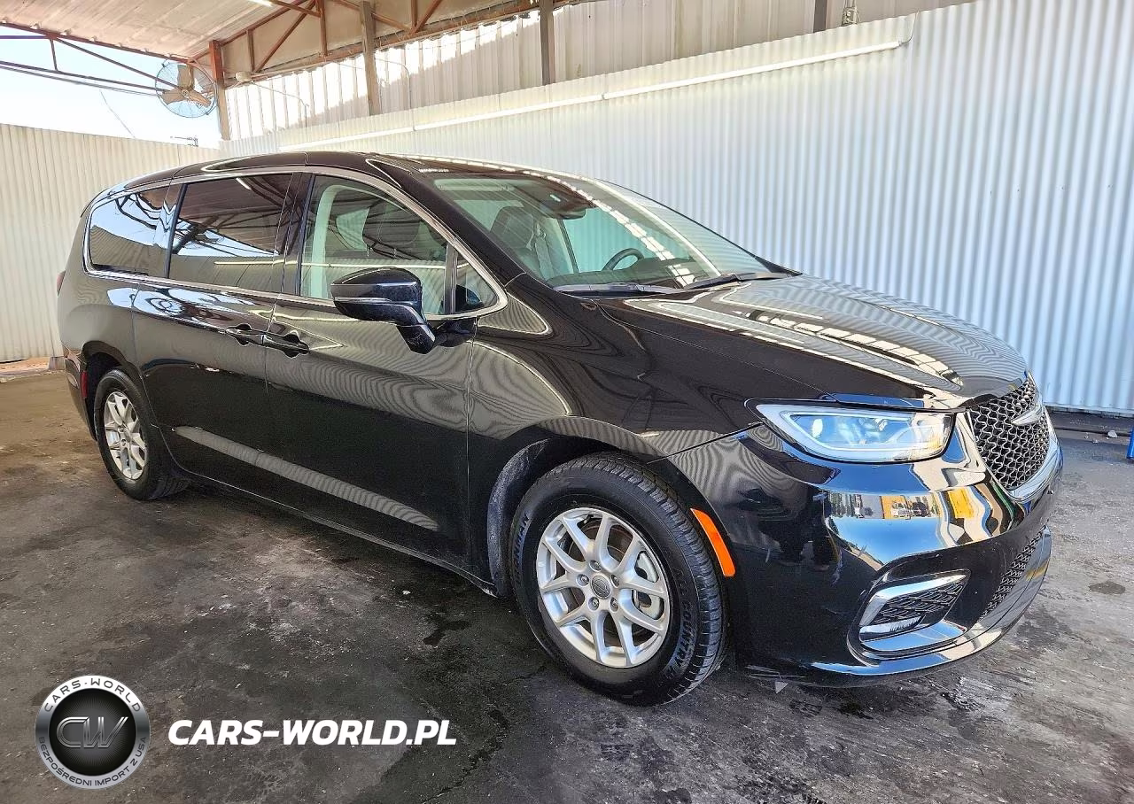 2024 Chrysler Pacifica Touring L VIN:2C4RC1BG6RR155329 - 4