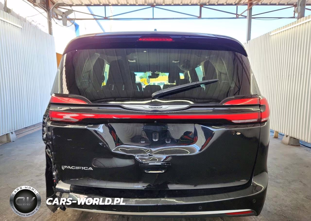 2024 Chrysler Pacifica Touring L VIN:2C4RC1BG6RR155329 - 6