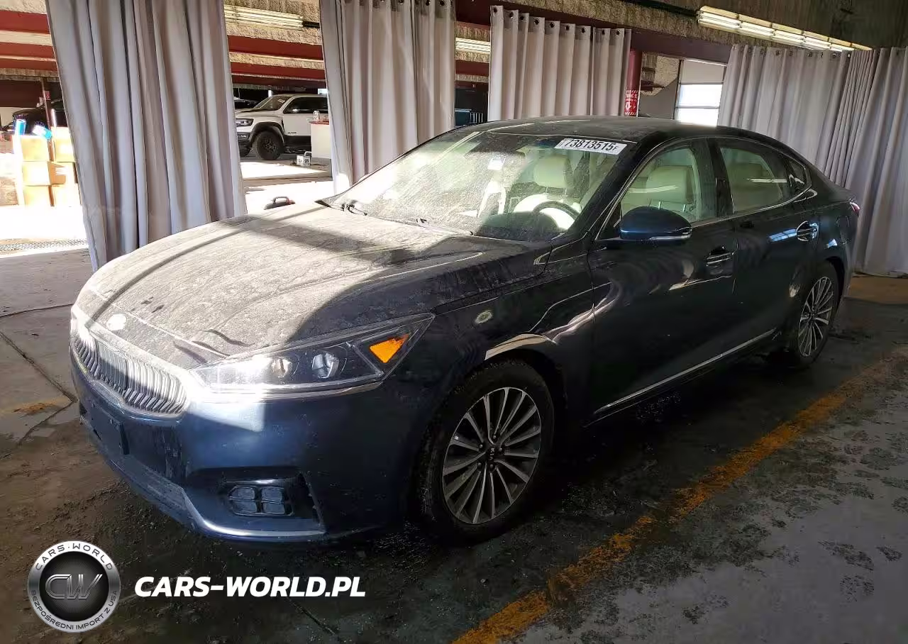 2017 Kia Cadenza Premium