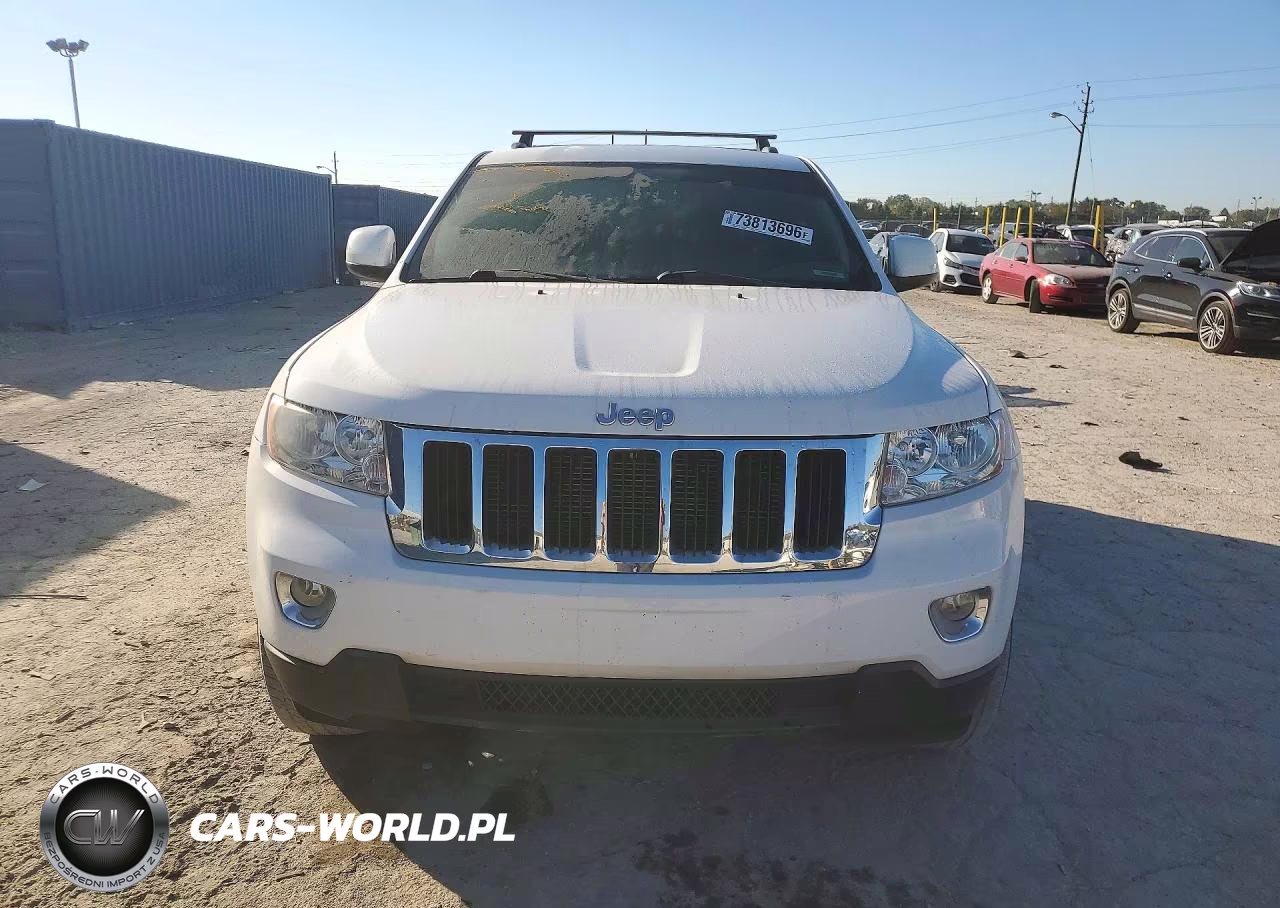 2013 Jeep Grand Cherokee Laredo VIN:1C4RJFAG4DC635035 - 5