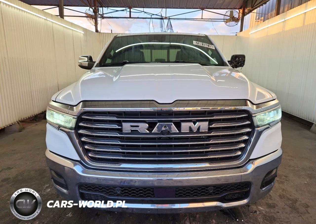 2026 Ram 1500 Laramie VIN:3C6SRFJP2T4170222 - 5