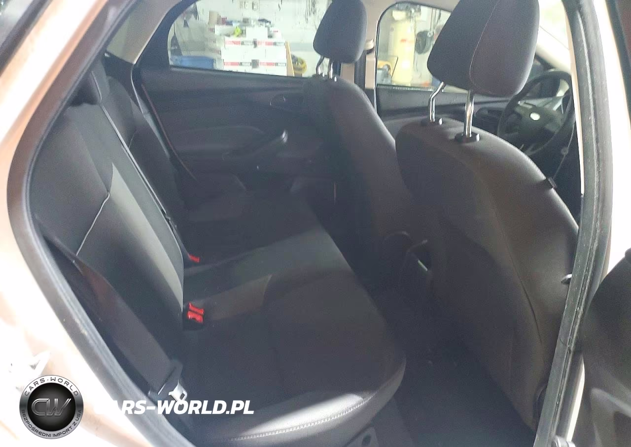 2012 Ford Focus VIN:1FAHP3E28CL303773 - 10