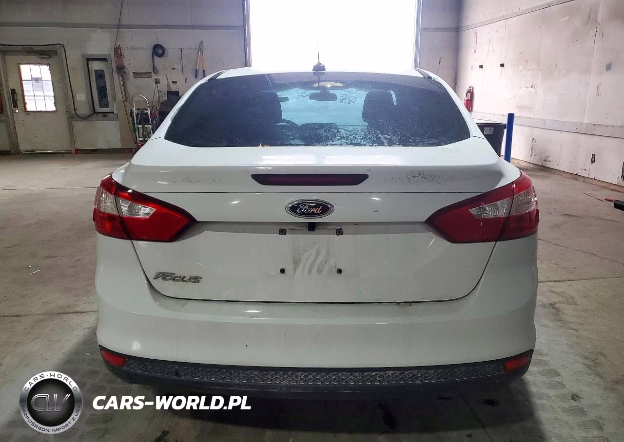 2012 Ford Focus VIN:1FAHP3E28CL303773 - 6