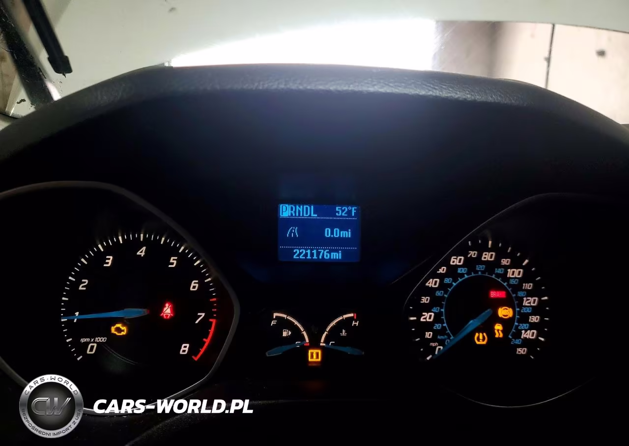 2012 Ford Focus VIN:1FAHP3E28CL303773 - 9