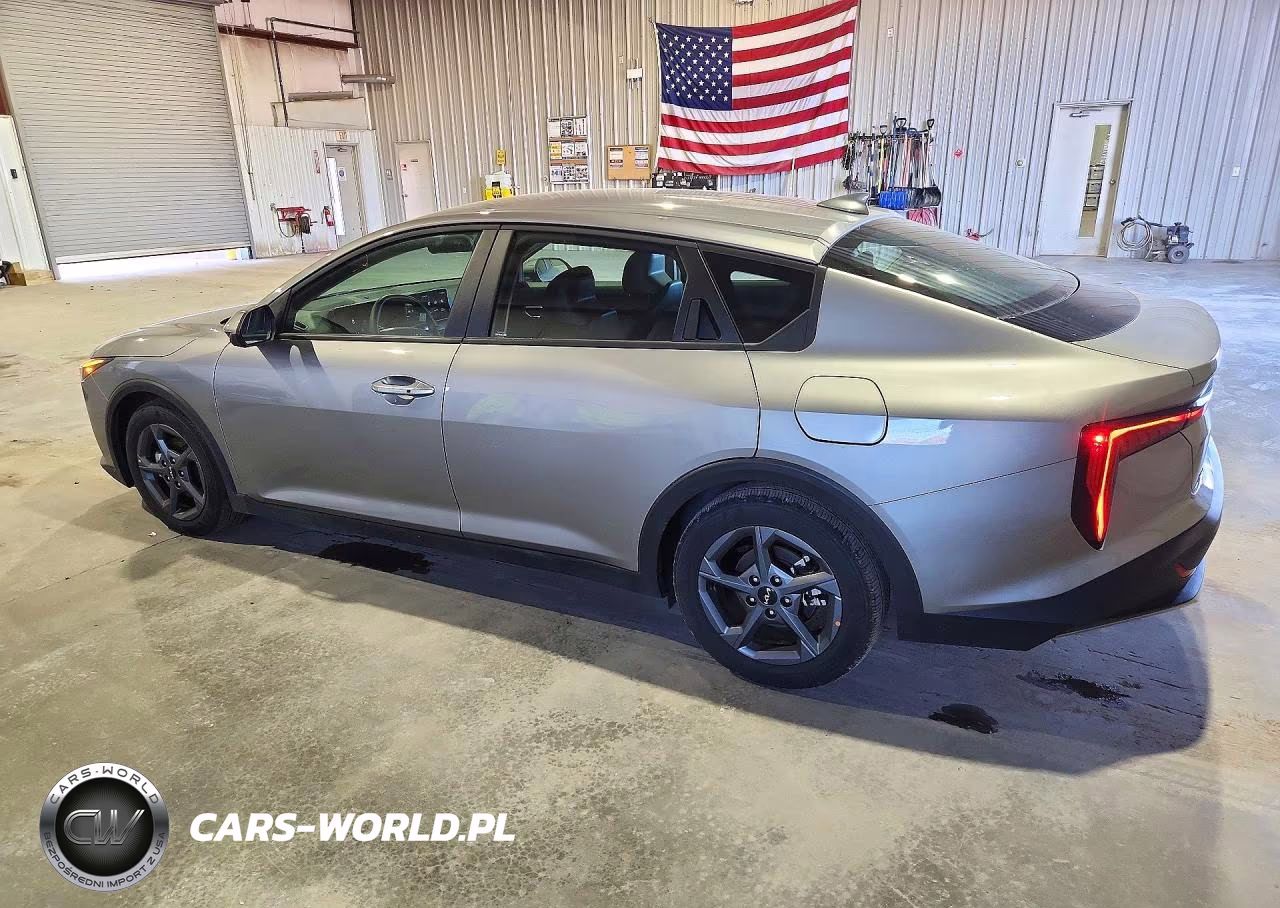 2026 Kia K4 Lxs VIN:3KPFT4DE6TE256699 - 2