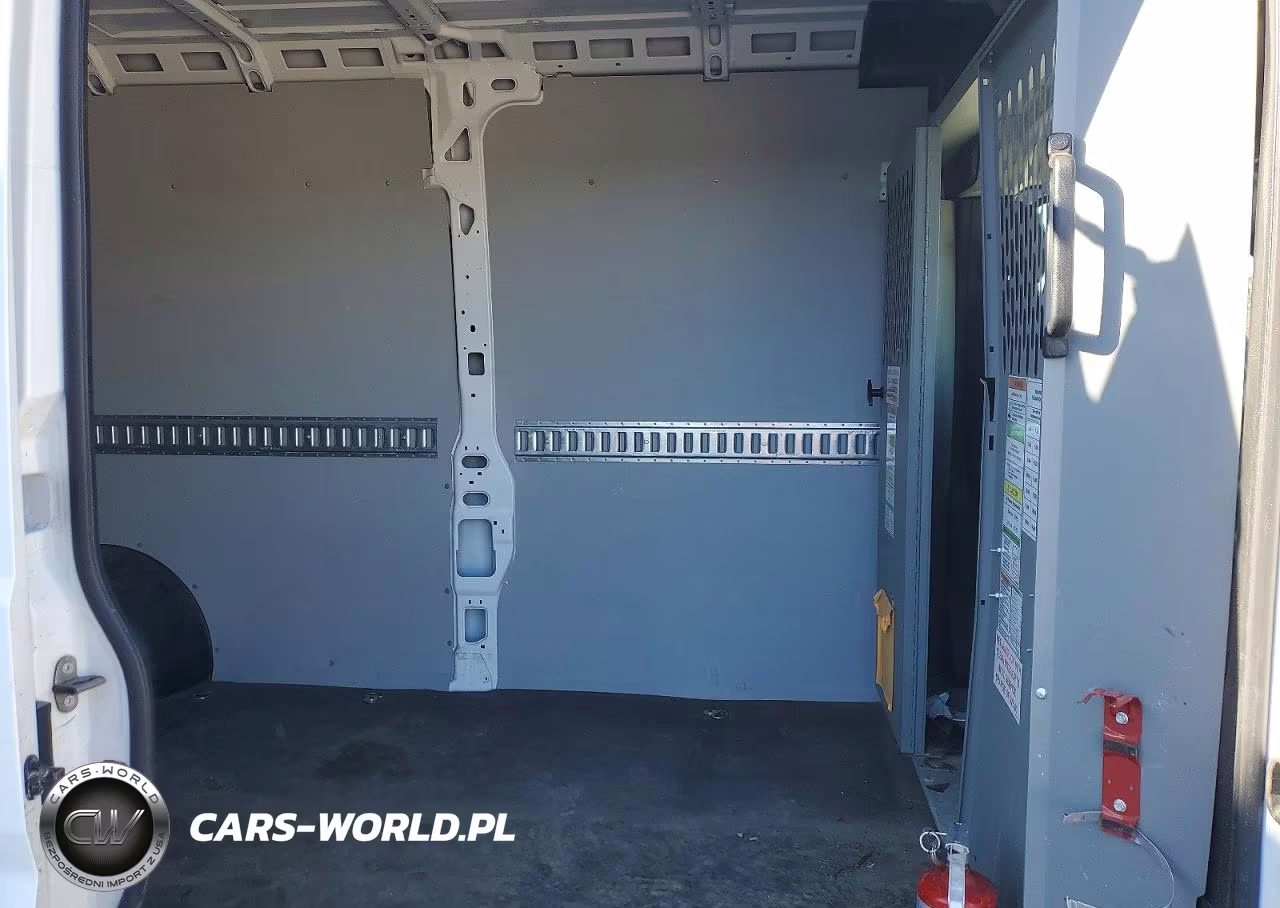 2025 Ram Promaster 2500 Delivery Van VIN:3C6LRVDG9SE566344 - 11
