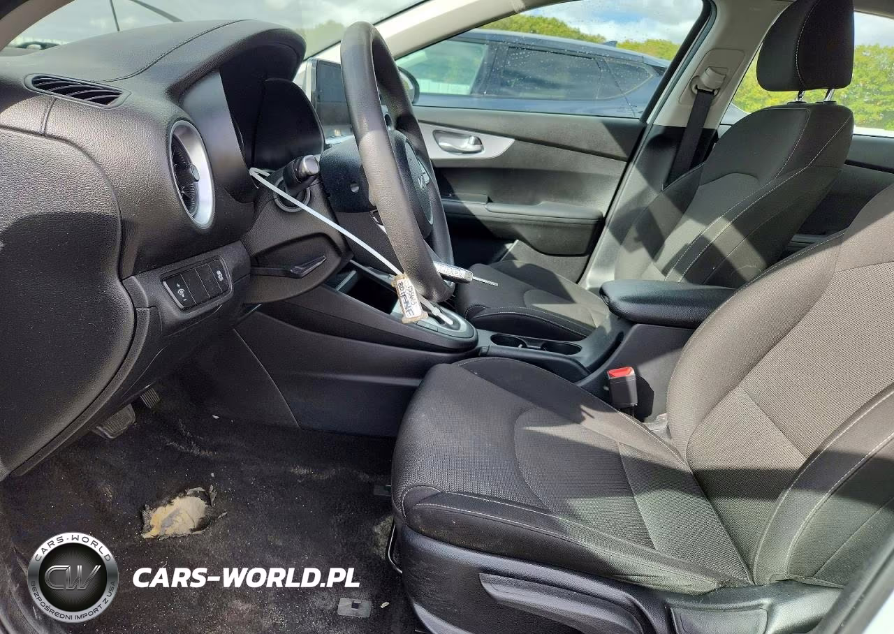 2023 Kia Forte Lxs VIN:3KPF24AD1PE616241 - 7