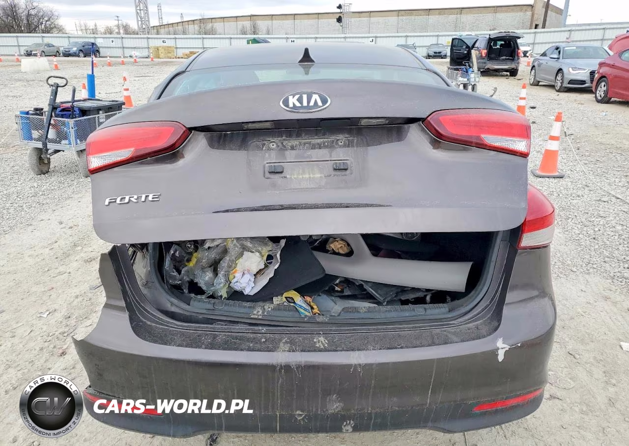 2018 Kia Forte Lx VIN:3KPFK4A71JE212082 - 6