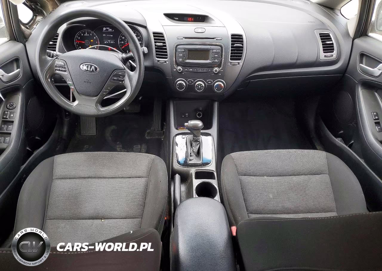 2018 Kia Forte Lx VIN:3KPFK4A71JE212082 - 8