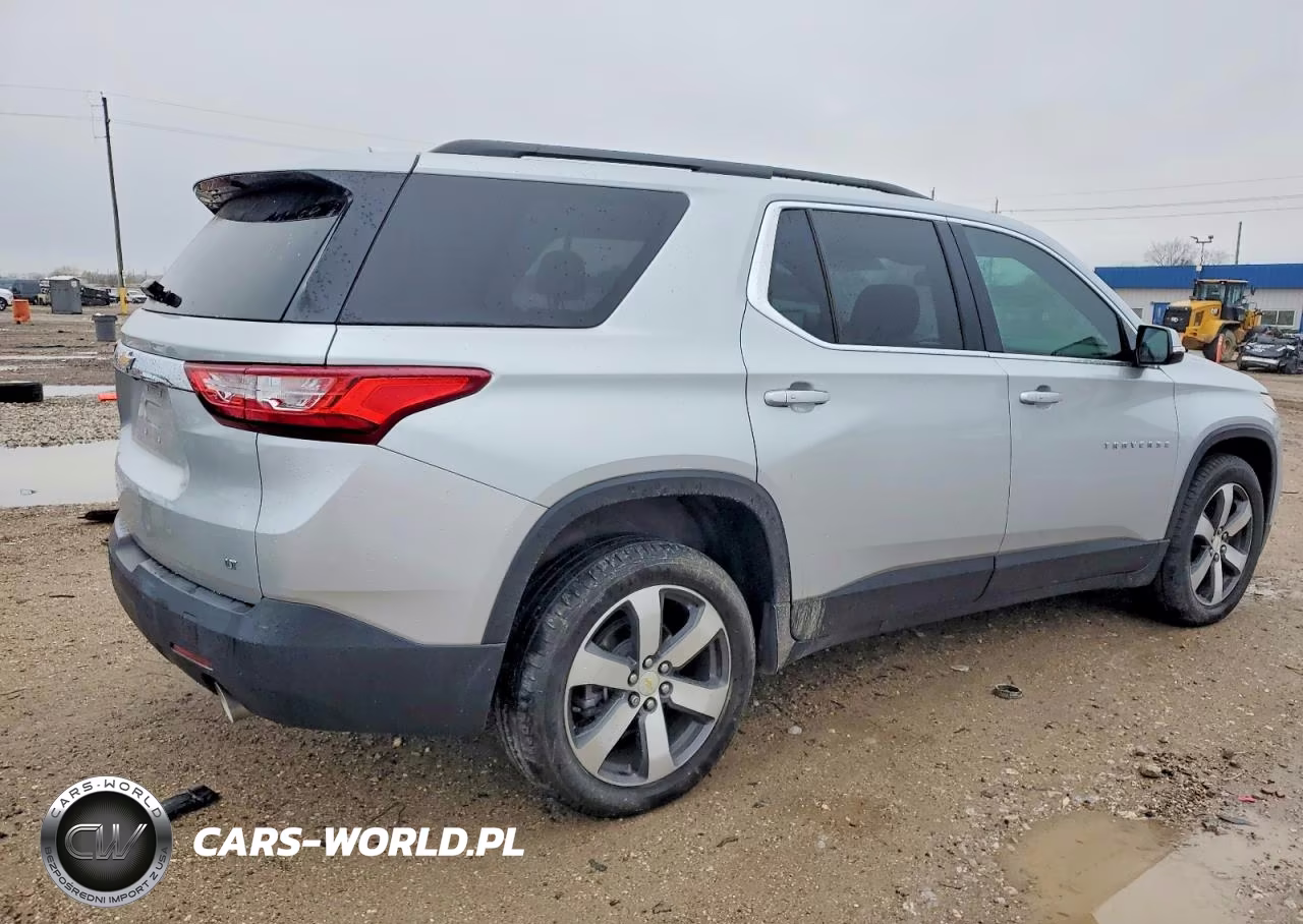 2019 Chevrolet Traverse Lt VIN:1GNERGKW7KJ221783 - 3
