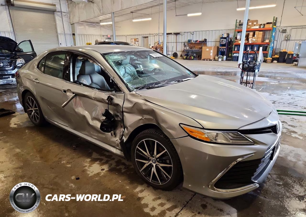 2024 Toyota Camry Xle VIN:4T1F31AKXRU063499 - 4