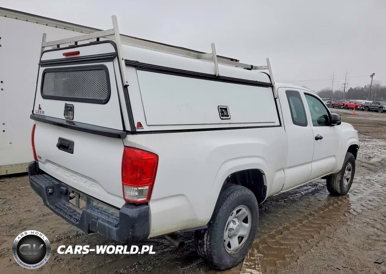 2017 Toyota Tacoma Access Cab VIN:5TFRX5GN0HX097124 - 3