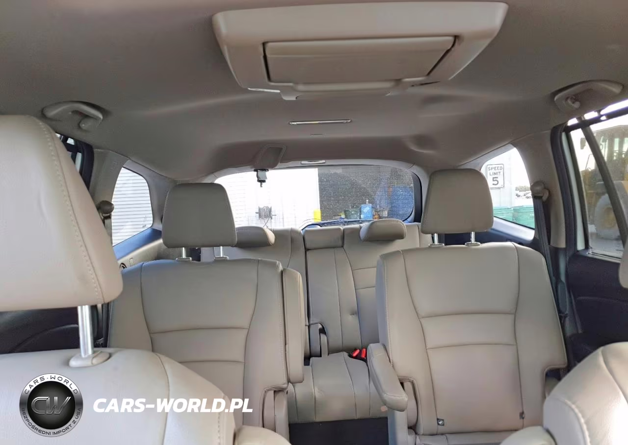 2019 Honda Pilot Touring VIN:5FNYF5H69KB000851 - 10